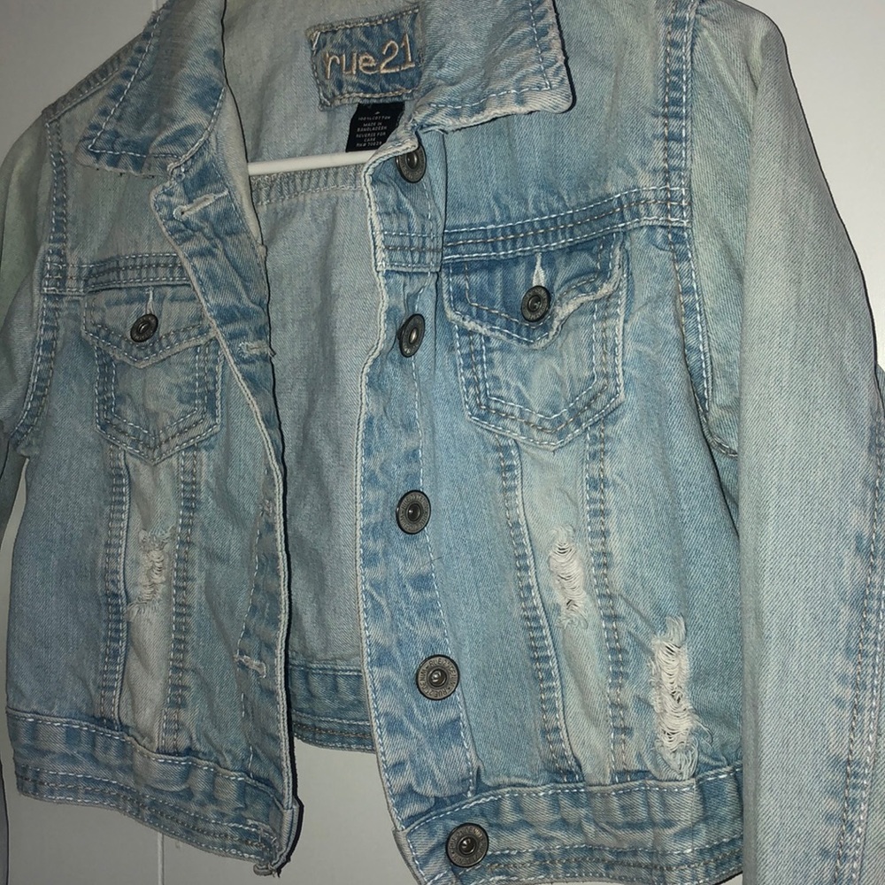 Distressed Cropped Denim Jacket - Picture 3 of 3